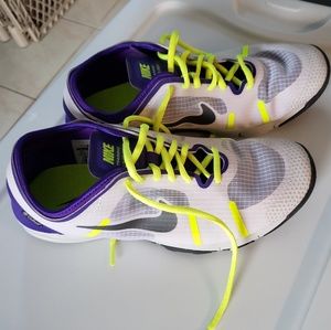 Nike Lunaelement Training Shoes Sz 9.5